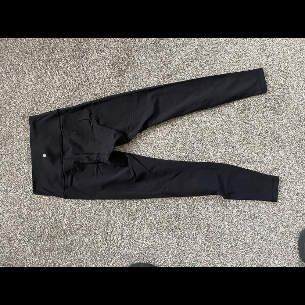 Black Wunder Under lululemon leggings